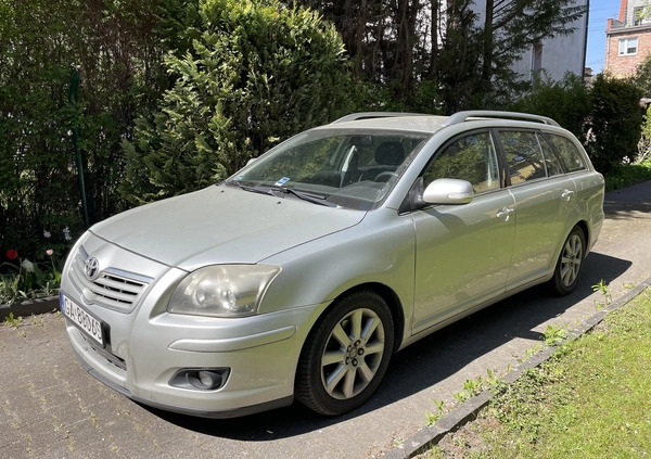 Toyota Avensis cena 8900 przebieg: 398000, rok produkcji 2007 z Gdynia małe 7